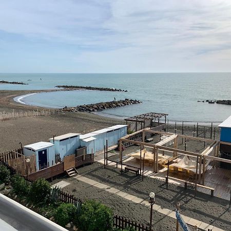 Roma Meraviglioso Attico Sul Mare Ladispoli Extérieur photo